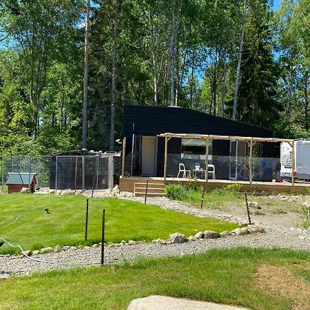 Villa Tiny House In The Middle Of Nature à Åkersberga Extérieur photo